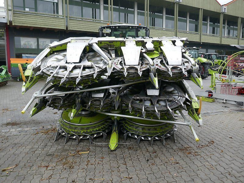 Claas Orbis 900 Vágóasztal 54 000 EUR