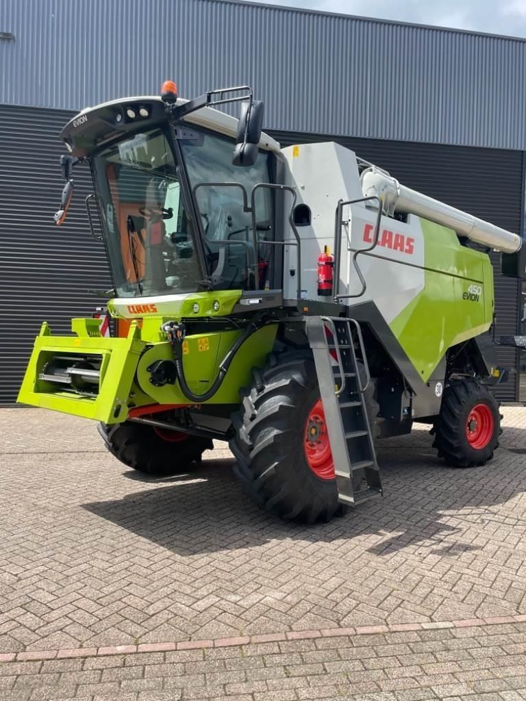 E-FARM: Claas EVION 450 Classic - Kombajn zbożowy - id PU7HRTJ - 192 500 € - Rok produkcji: 2024 - Moc silnika: 258,Niderlandy