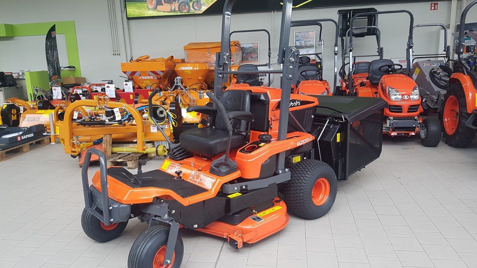 E FARM Kubota gzd15ld ab 0 99 Lawn mower id 3X4EQAG 12 990 Year of construction 2024 Germany