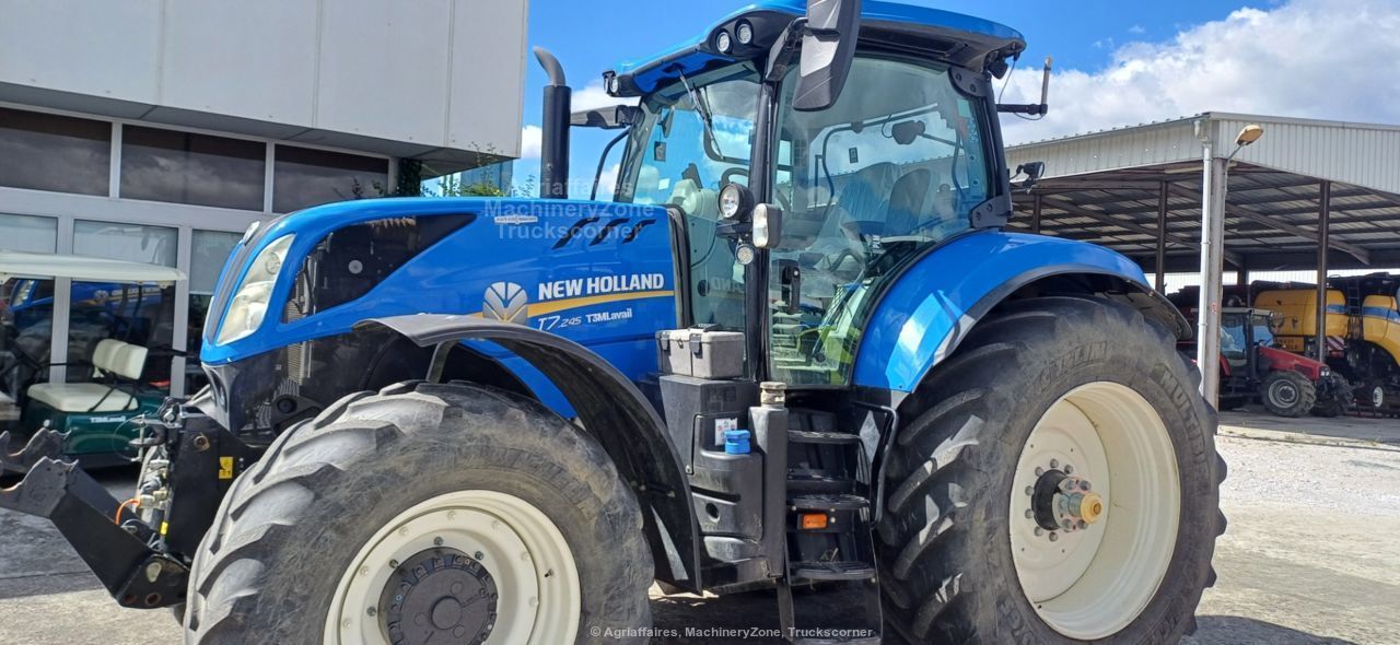 E-FARM: New Holland T7.245 - Traktor - id ELJ4LYL - 73.500 € - Baujahr: 2019 - Abgelesene Motorstunden: 4.254,Motorleistung (PS): 200,Frankreich
