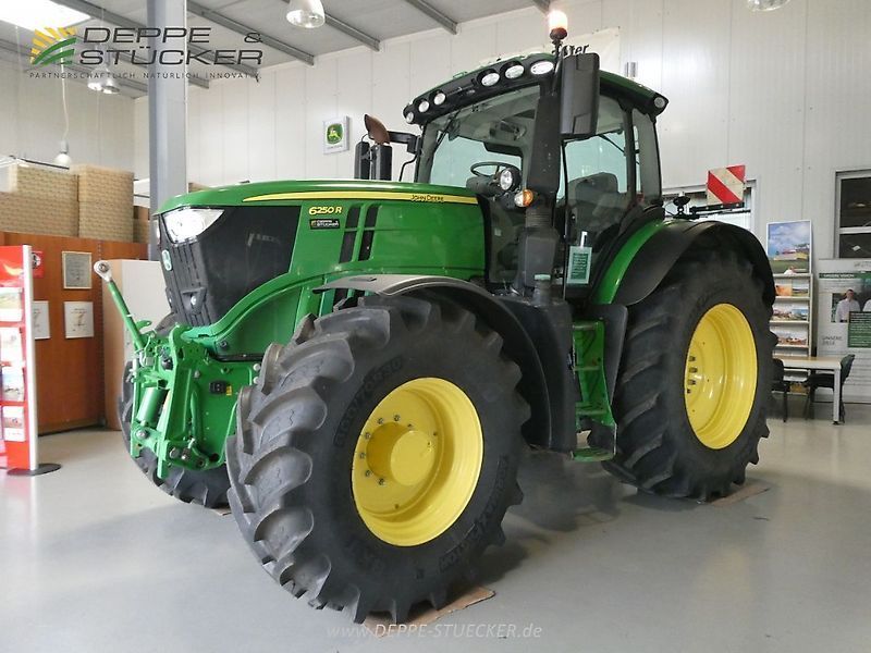 E-FARM: John Deere 6250 R - Traktor - id QGH5LUF - 116.000 € - Produktionsår: 2020 - Motortimer: 5.408,Motoreffekt (HP): 250,Tyskland