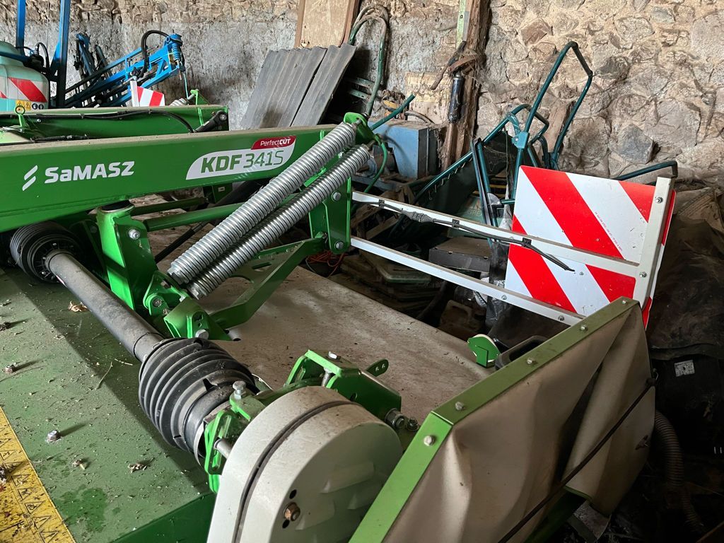 E-FARM: SaMASZ kdf 341 s - Segadora - id KZ1KQW7 - 12.500 € - Año: 2021 - Francia