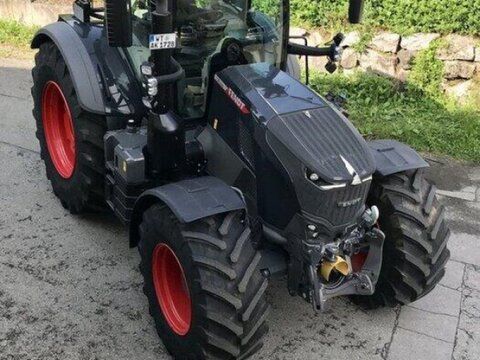 Fendt 728 Vario Tractor €266,000