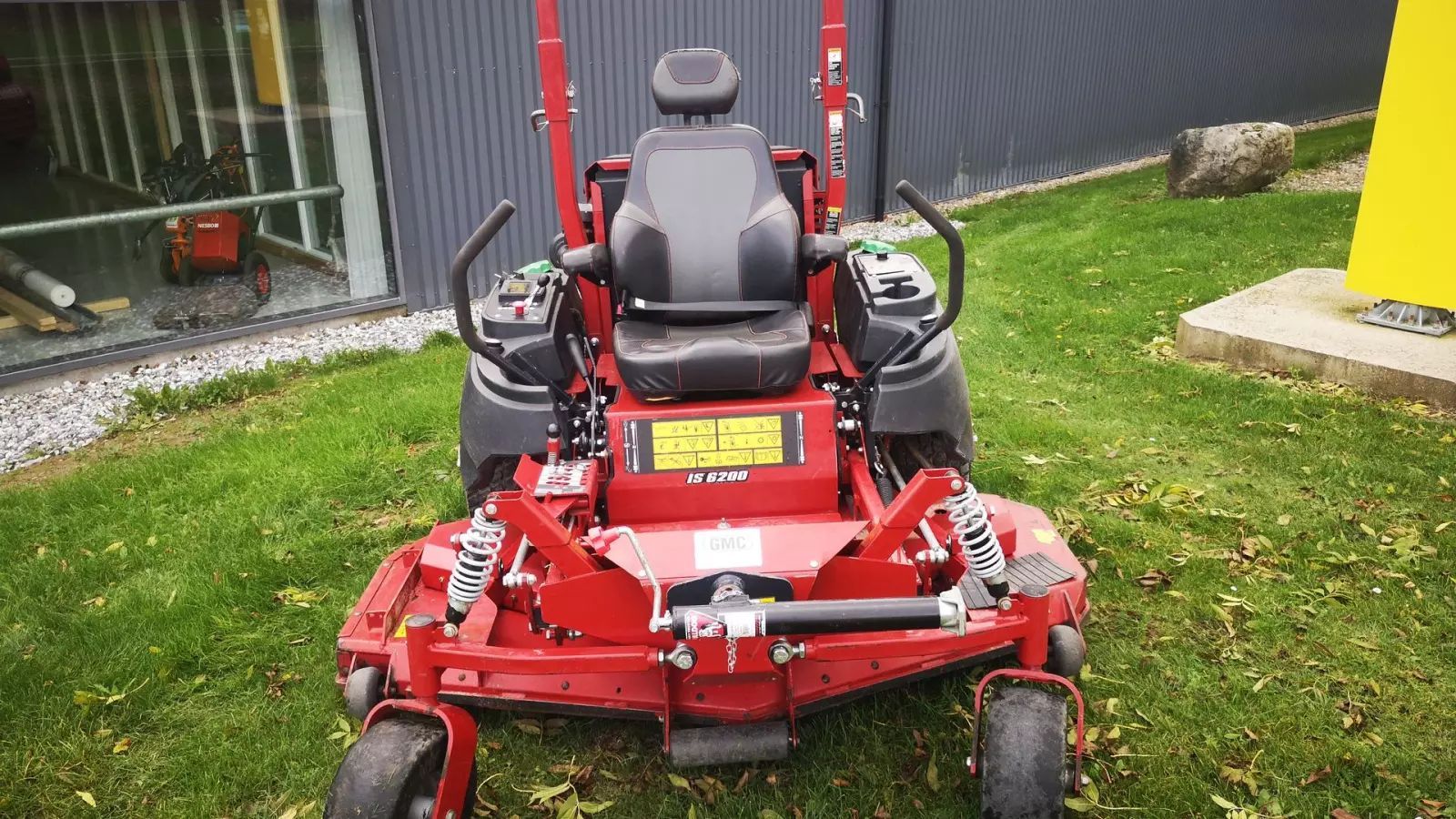 FERRIS zt6200is Lawn mower €25,825