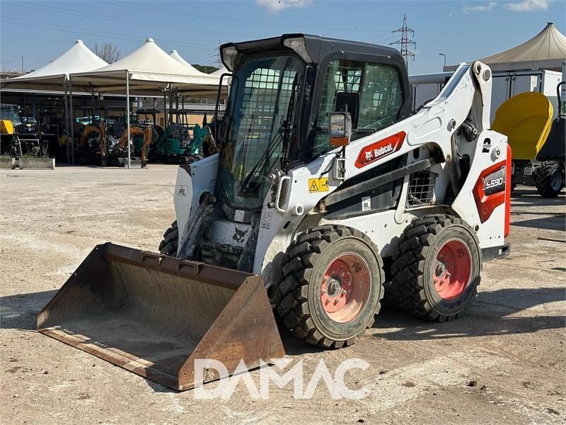 Bobcat s590 Smykem řízený nakladač 31 000 €