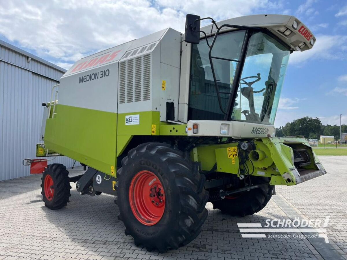 E-FARM: Claas Medion 310 - Cosechadora - id BGTWIQC - 52.000 € - Año: 2002 - Horas: 2240,Potencia del motor: 185,Alemania