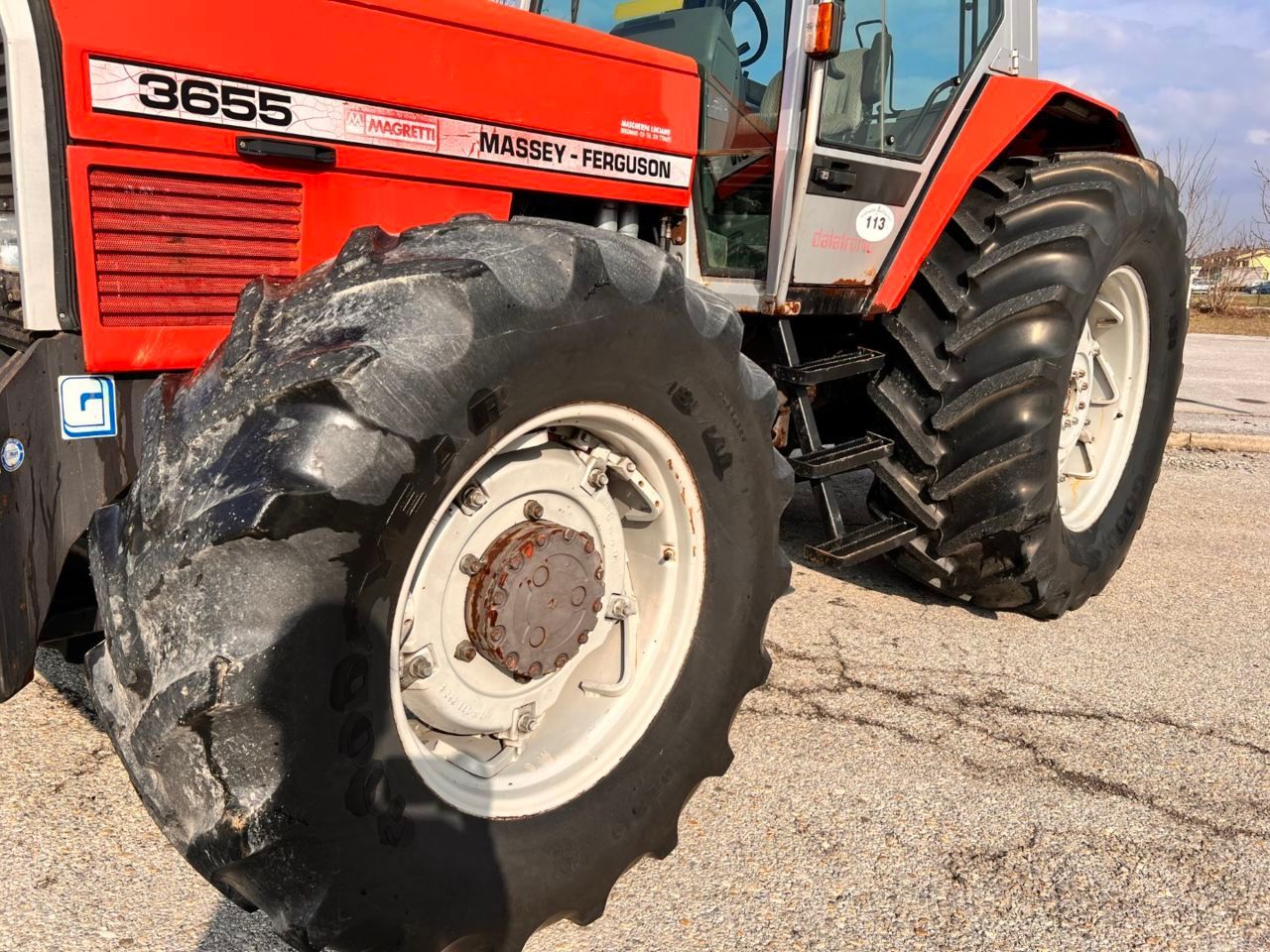 E-FARM: Massey Ferguson mf3655 - Tractor - id FQ2MJP1 E-FARM: Massey Ferguson mf3655 - Tractor - id FQ2MJP1