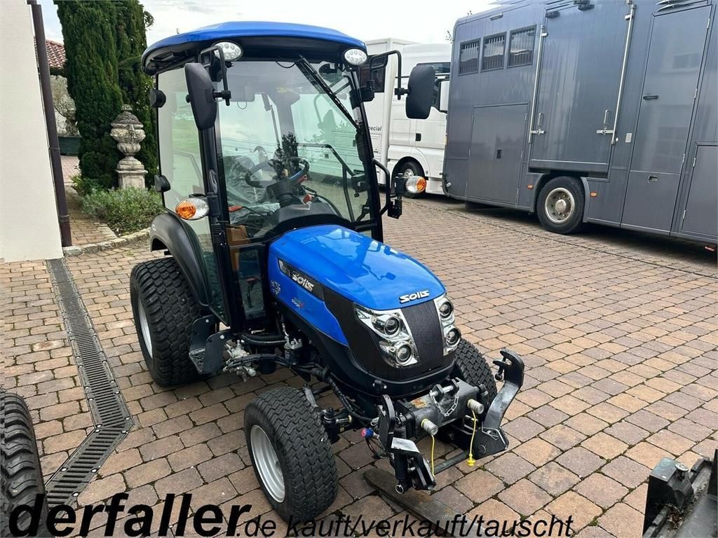 Solis /new holland h26 hst kabine+fronthydraulik... Tractor 15.900 €