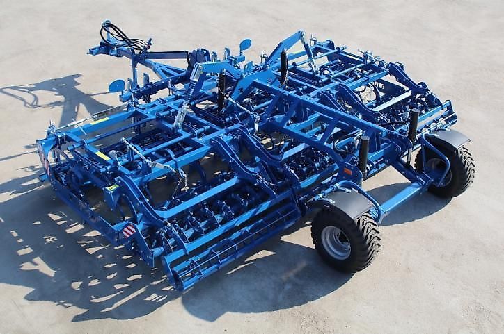 E-FARM: Rolmako kompaktor u 684 pro - 6,0 mh - Kombinacja uprawowo-siewna - id 9B8LGGA - 27 815 € - Rok produkcji: 2025 - Niemcy
