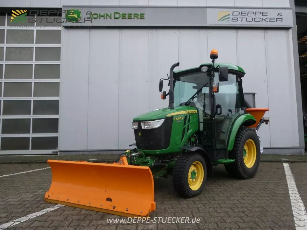 E-FARM: John Deere 3046 R - Tractor - id UZYDNUS - 38.400 € - Año: 2020 - Horas: 276,Potencia del motor: 45,Alemania