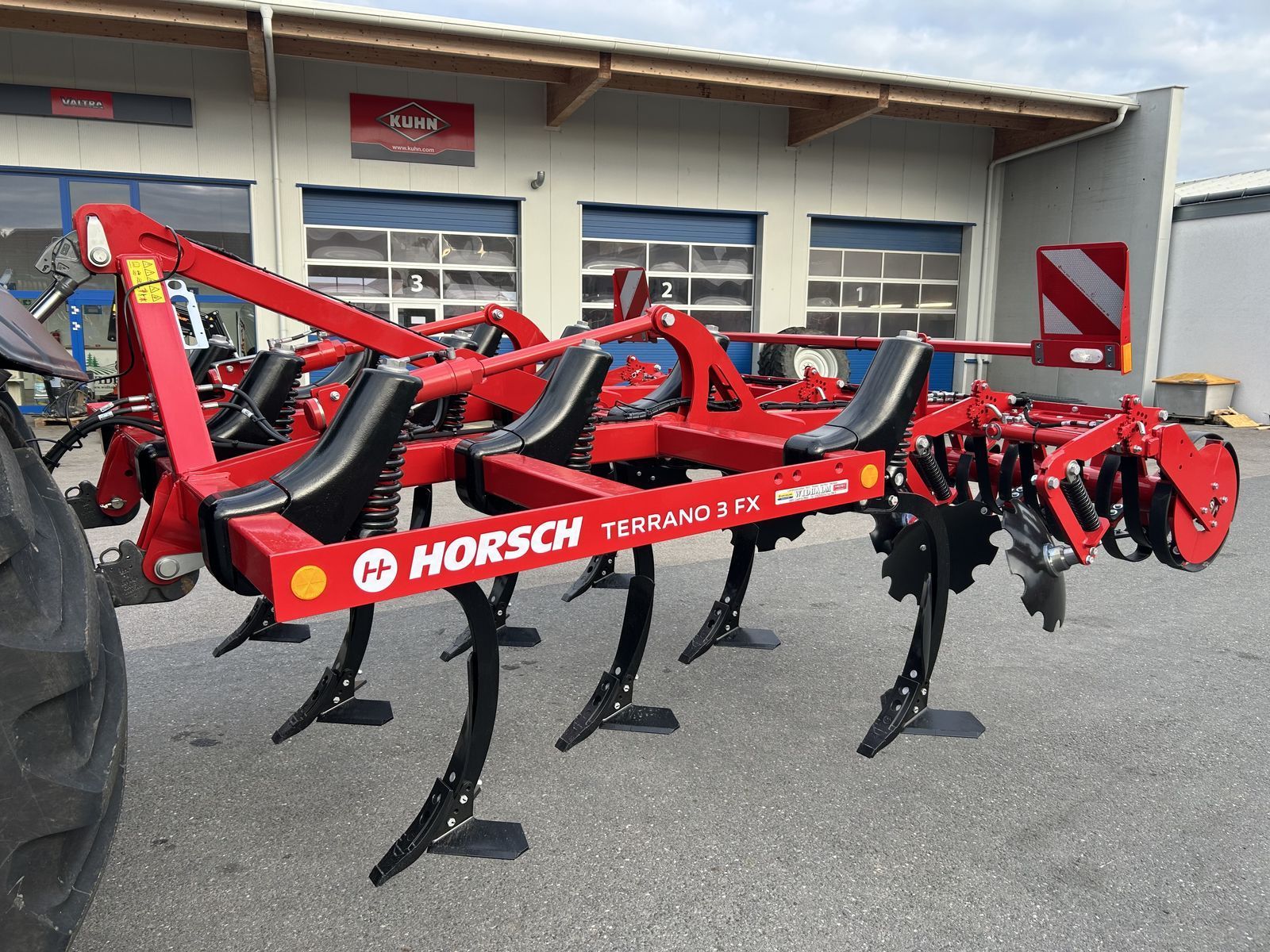 HORSCH Terrano 3 FX Cultivateur 18 917 €