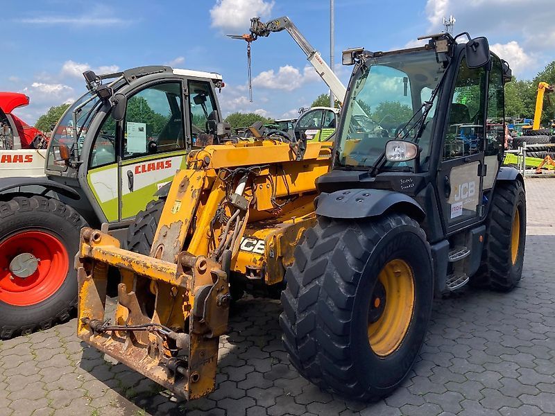 E-FARM: JCB 541-70 agripro - Teleskoplader - id 5G7NHEF - 45.900 € - Baujahr: 2019 - Abgelesene Motorstunden: 5.370,Motorleistung (PS): 147,Deutschland