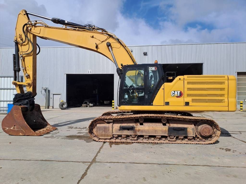 Caterpillar 336 Bageri guseničari 158 000 €