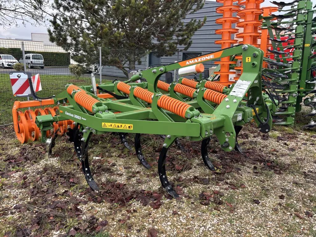 Amazone Cenius 3003 Super Cultivator €18,000