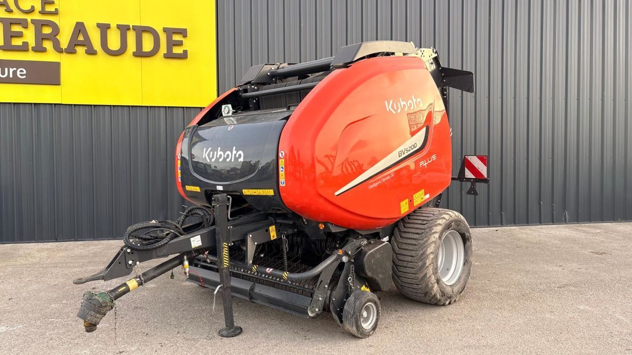 Kubota bv 5200 Baler €30,000