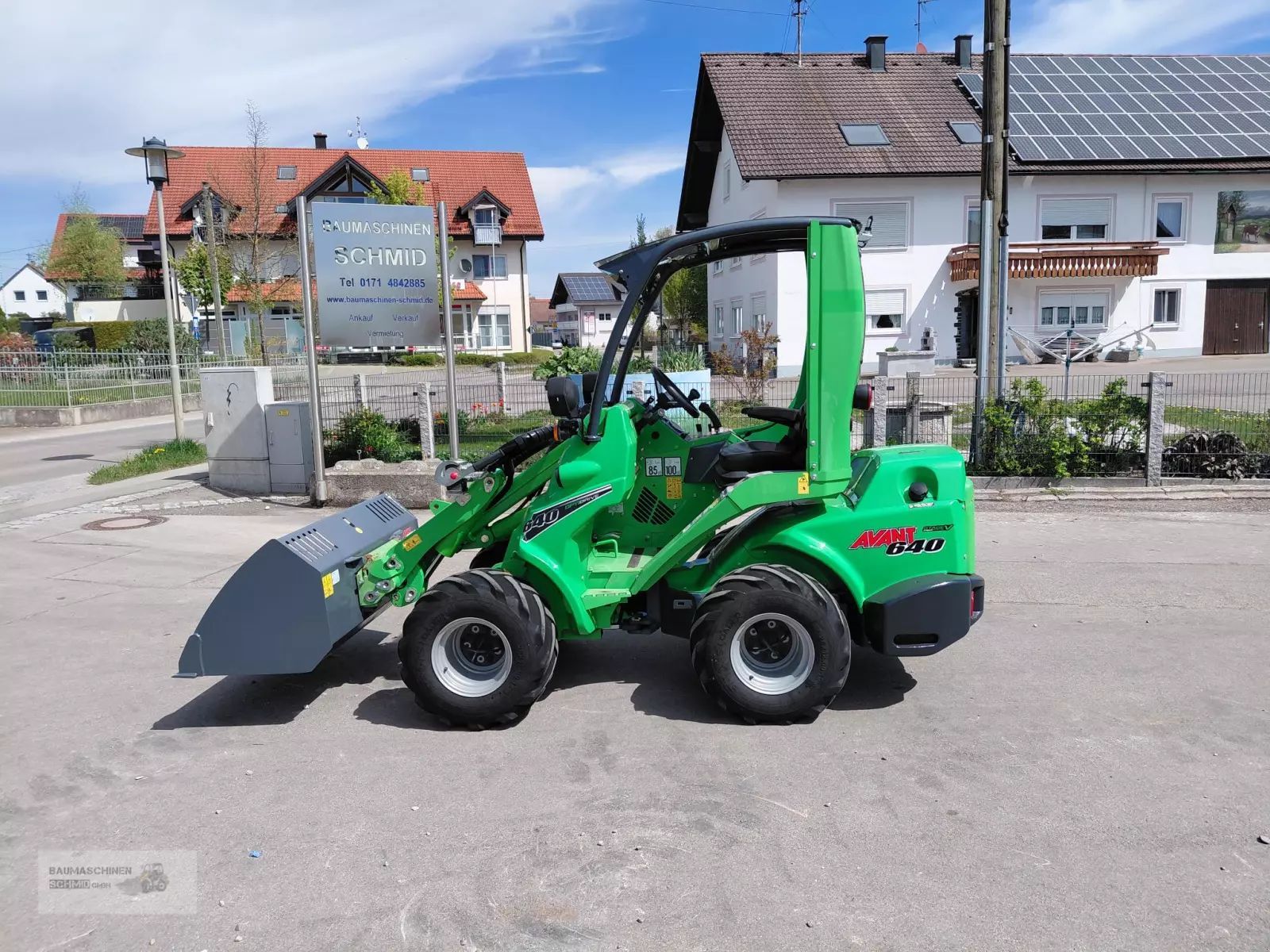 Avant 640 Kerekes rakodógép 32 500 EUR
