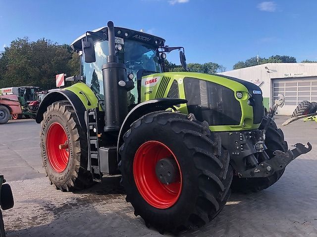 Claas Axion 920 Traktor 167.647 €