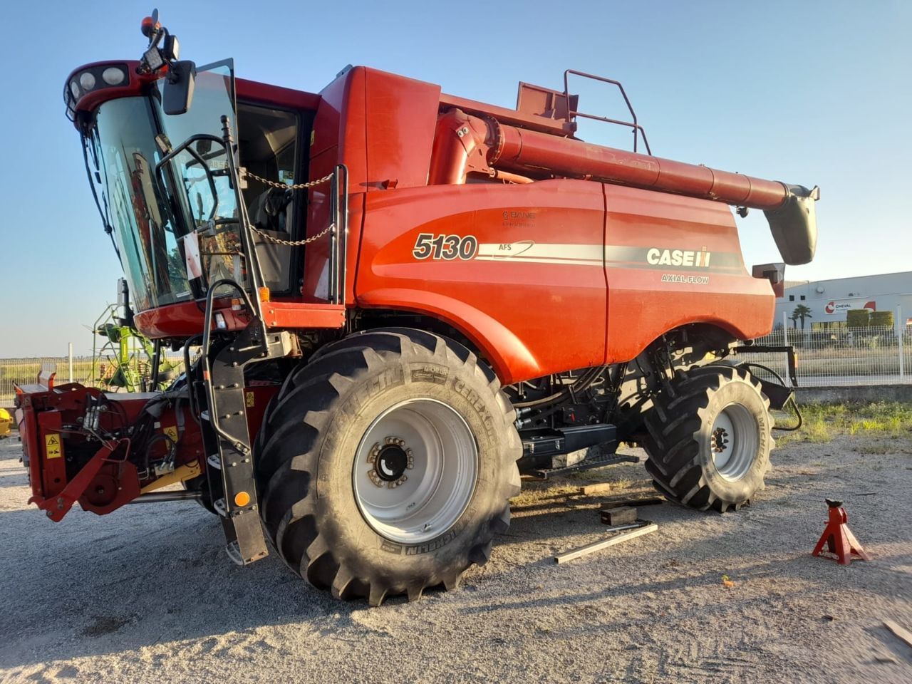 E-FARM: Case IH Axial Flow 5130 - Kombajn zbożowy - id QPQT3D3 - 102 000 € - Rok produkcji: 2012 - Motogodziny: 2200,Francja