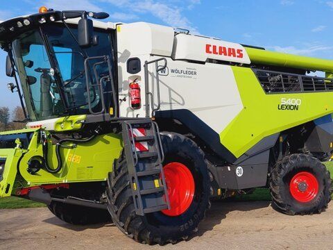 Claas Lexion 5400 Combine harvester €265,000