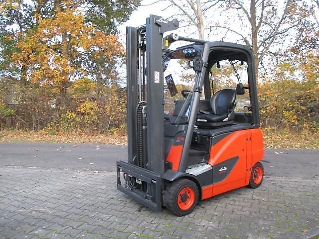 Linde e16ph-02 Chariot élévateur 11 800 €