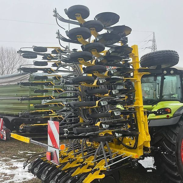 E-FARM: Bednar corsa cn 6000 - Drill - id PVBMWVJ - €25,000 - Year of construction: 2023 - Latvia