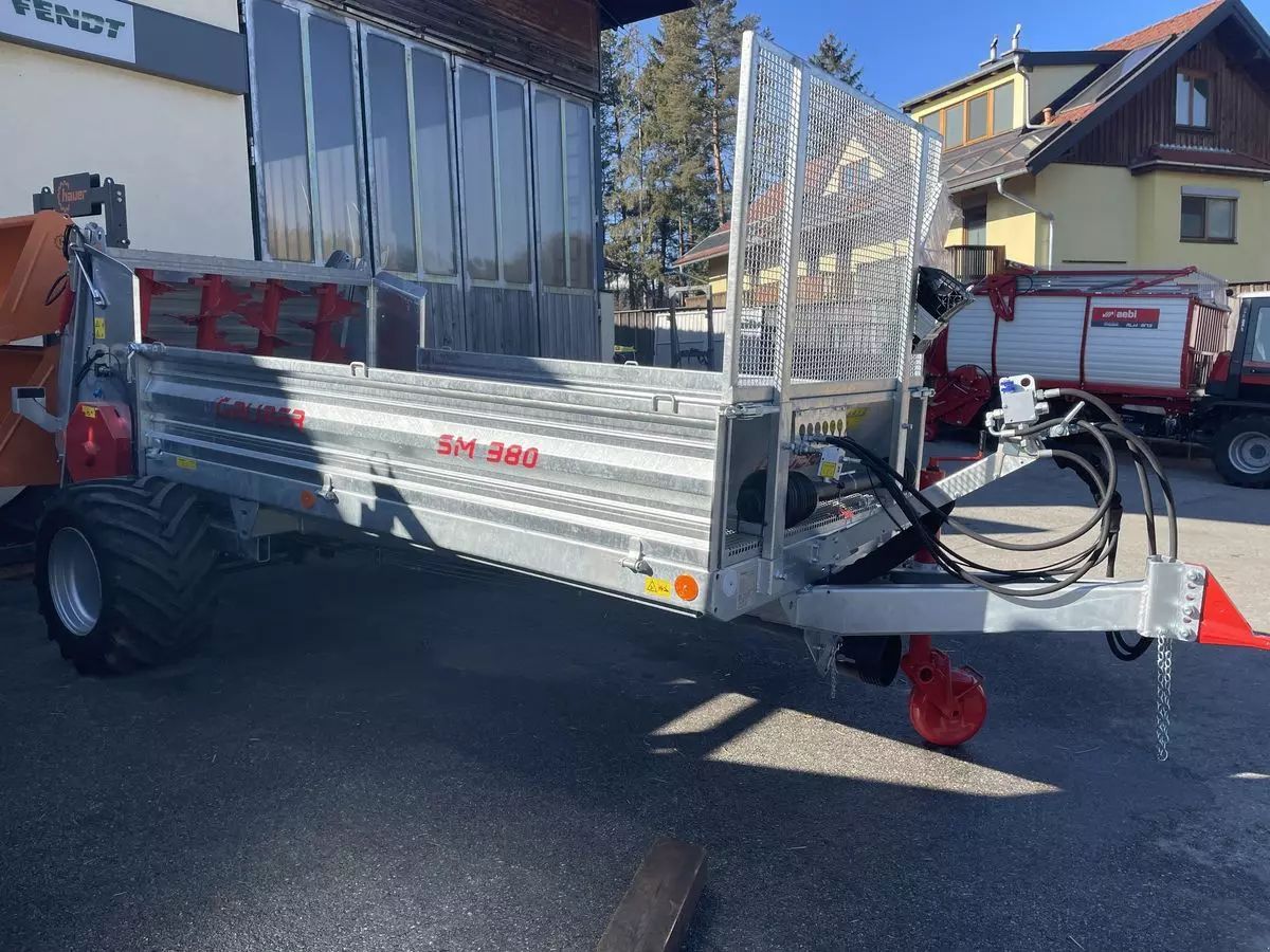Gruber sm 380t Manure and compost spreader €20,000