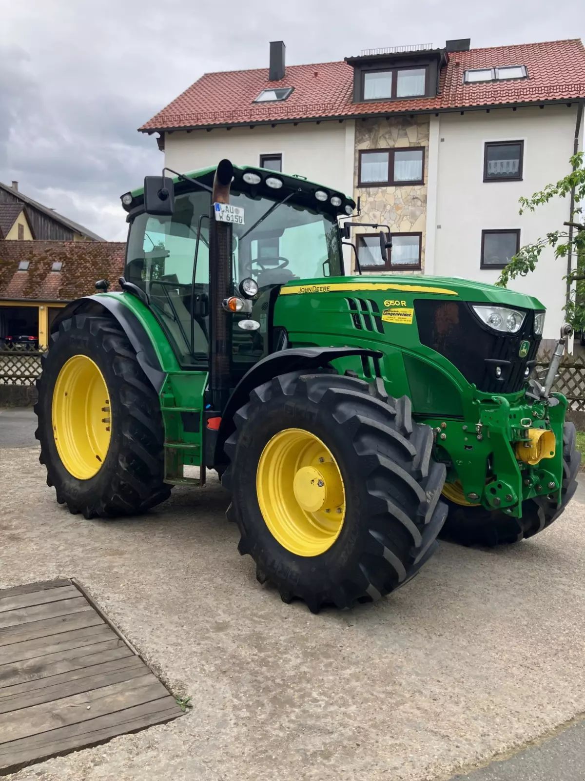 John Deere 6150 R Tractor €72,500