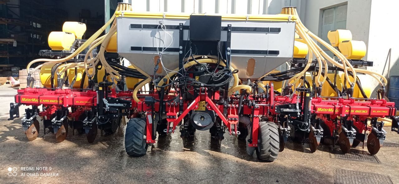 E-FARM: MaterMacc ms 8230 midi - Einzelkornsämaschine - id 2UJAKP8 - 46.000 € - Baujahr: 2023 - Italien