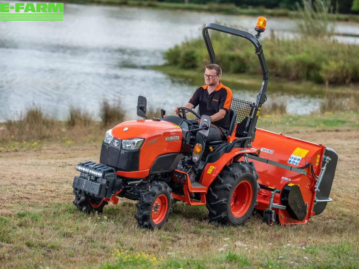Kubota B2261 Traktor 2022 24 PS EFARM