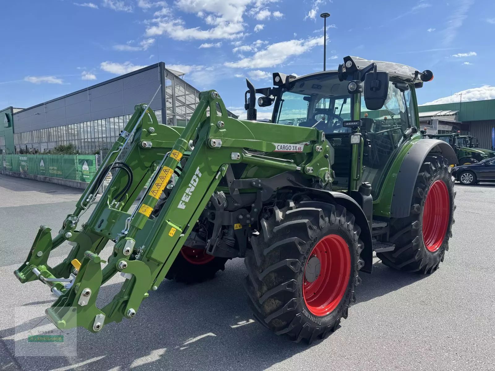 E-FARM: Fendt 209 Vario P - Traktor - id PI7VGSV - 99 027 € - Rok produkcji: 2024 - Motogodziny: 300,Moc silnika: 94,Austria