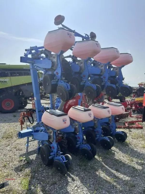 E-FARM: Monosem ng plus 8 r - Semoir de précision - id ZEWTPZU - 24 500 € - Année: 2019 - Allemagne