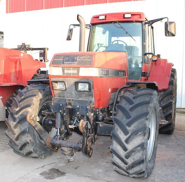 Case IH Magnum 7220 Traktor 18 487 €