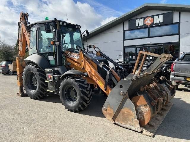 Case IH 590 sv Koparko-ładowarka 62 905 €