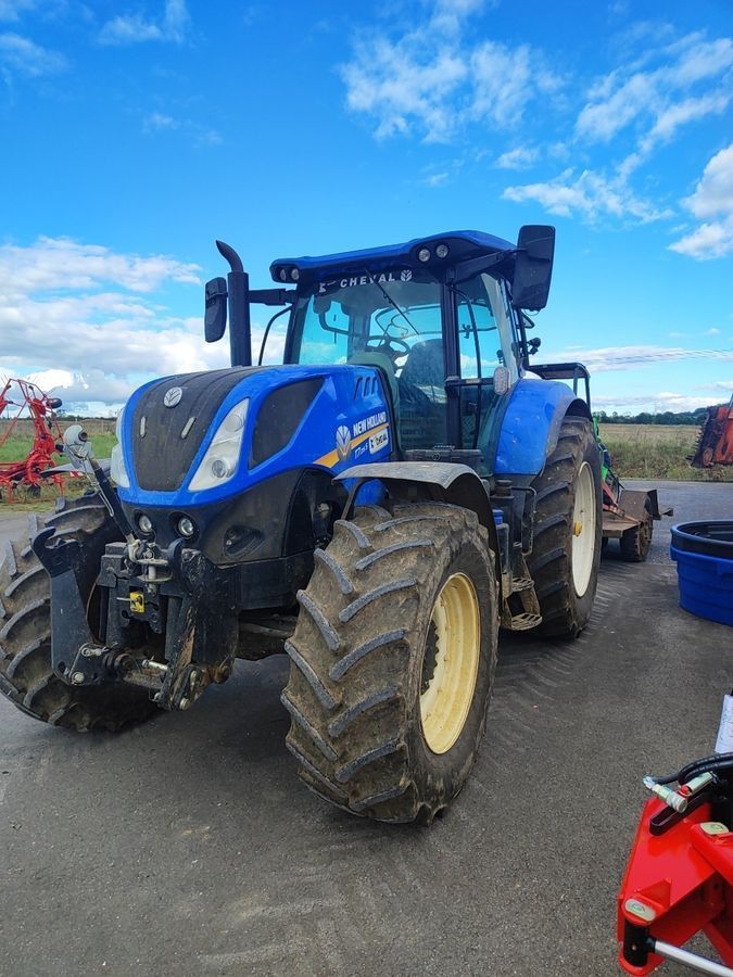 E-FARM: New Holland T7.215 S - Tracteur - id NWLXG8D - 95 000 € - Année: 2021 - Lecture du nombre d'heure: 1 450,Puissance du moteur (chevaux): 215,France