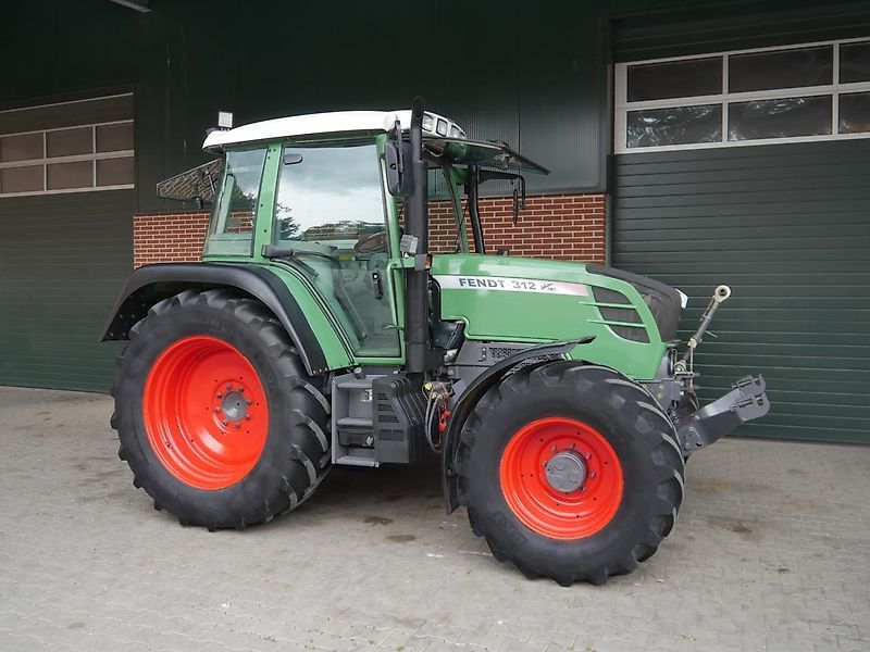 E-FARM: Fendt 312 Vario - Tracteur - id CSTM2DA - 52 500 € - Année: 2008 - Lecture du nombre d'heure: 6 950,Puissance du moteur (chevaux): 120,Allemagne