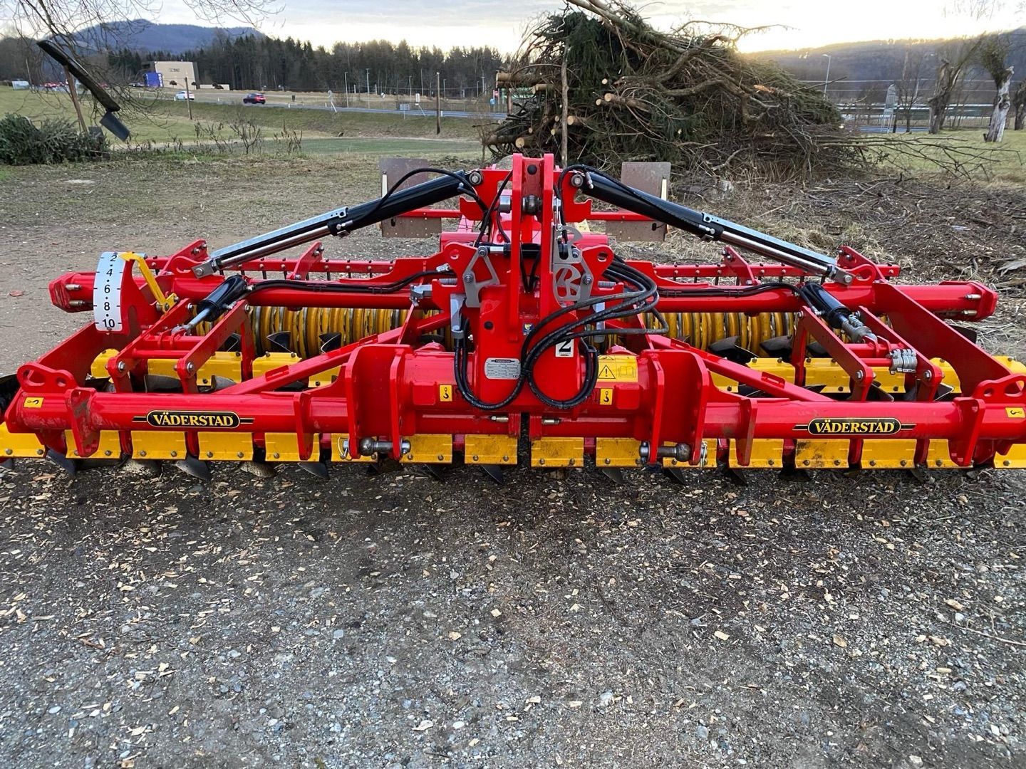 E-FARM: VÄDERSTAD Carrier XT 425 - Brona talerzowa i talerzówka kompaktowa - id TGZEEER - 29 204 € - Rok produkcji: 2023 - Austria