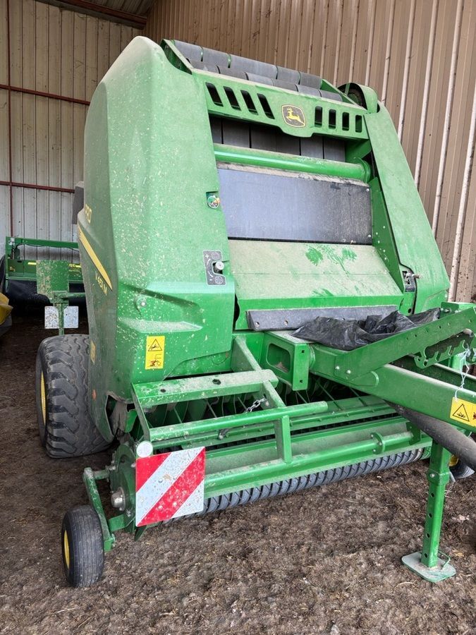 John Deere V451M Bálázó 32 000 EUR
