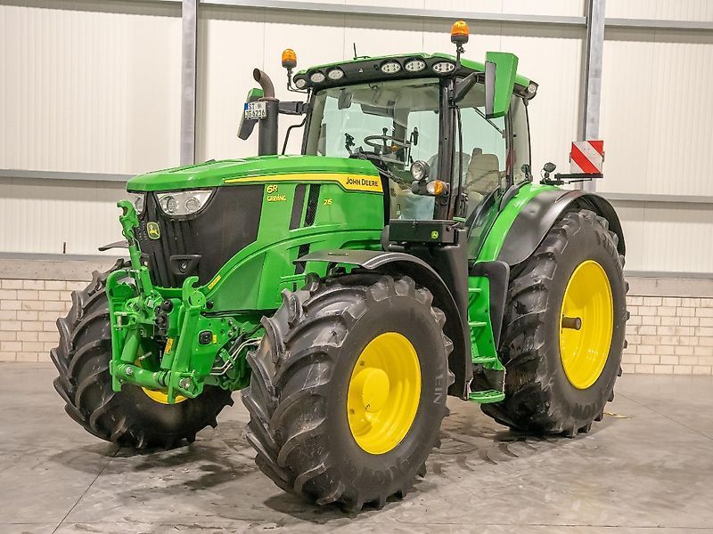 E-FARM: John Deere 6R 215 - Traktor - id 29YTCNJ - 178 950 € - Rok výroby: 2023 - Hodiny motoru: 1 060,Výkon motoru (HP): 215,Německo