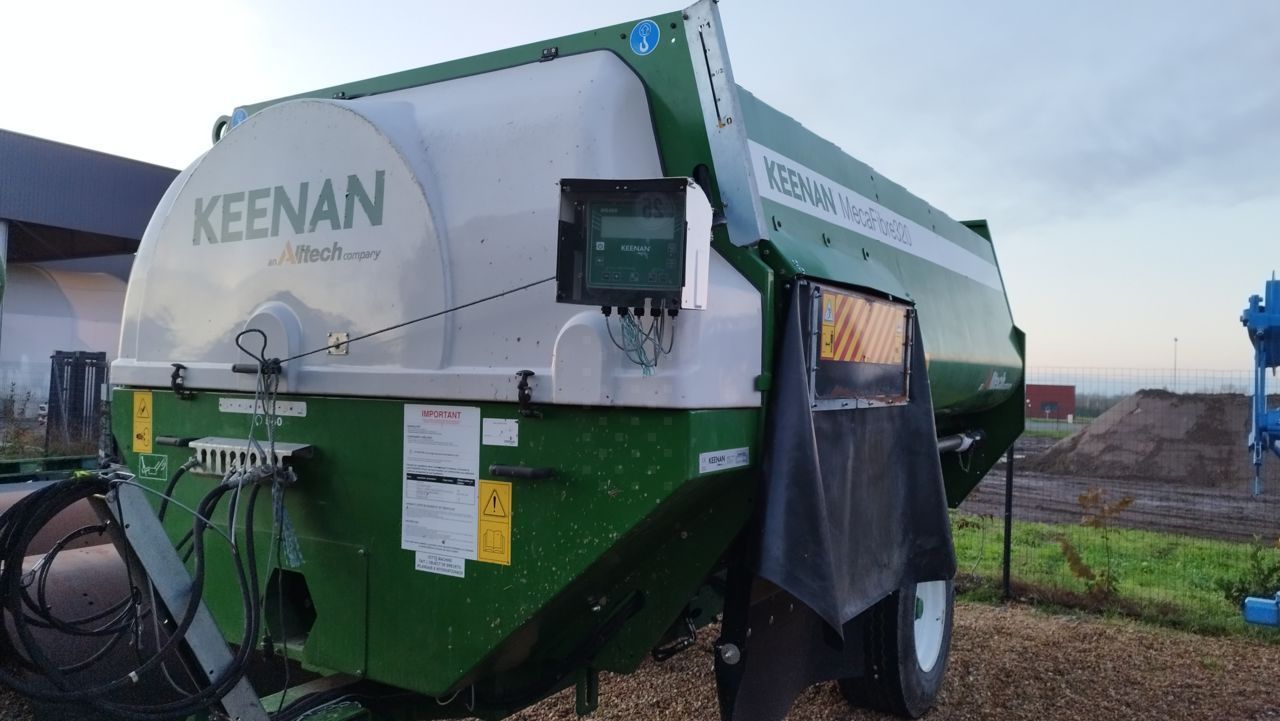 KEENAN mf320 Przyczepa do mieszania paszy 24 000 €