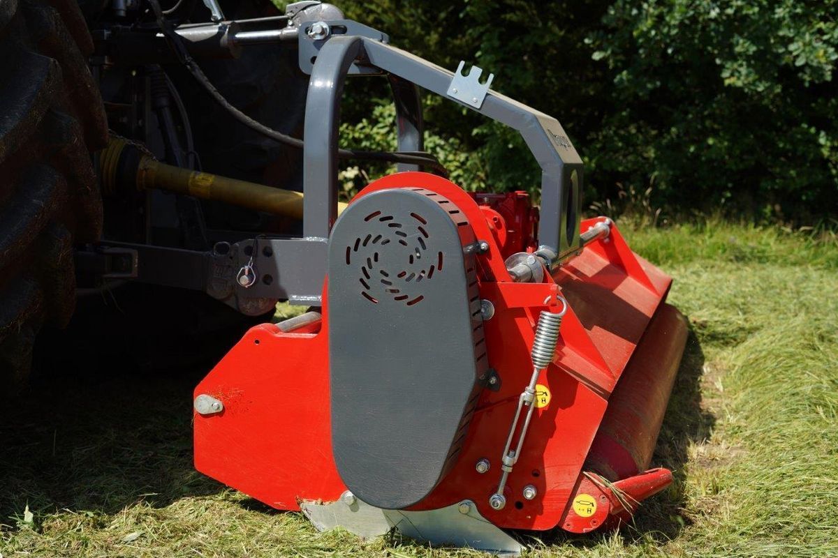 E-FARM: Dragone v280 schlegelmulcher /mulcher für traktor - Topper - id UKD9A7K - 8.790 € - Baujahr: 2025 - Deutschland