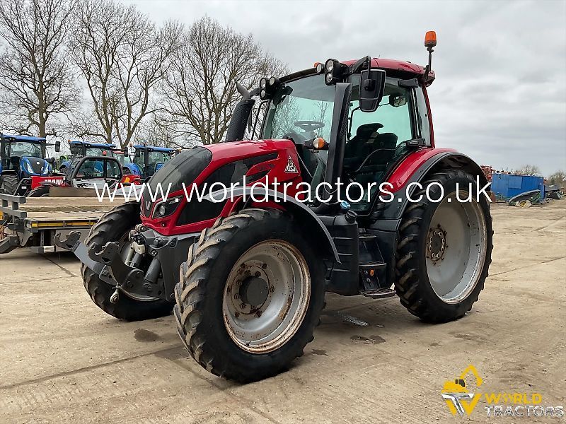 Valtra N 124 Traktor 52 659 €