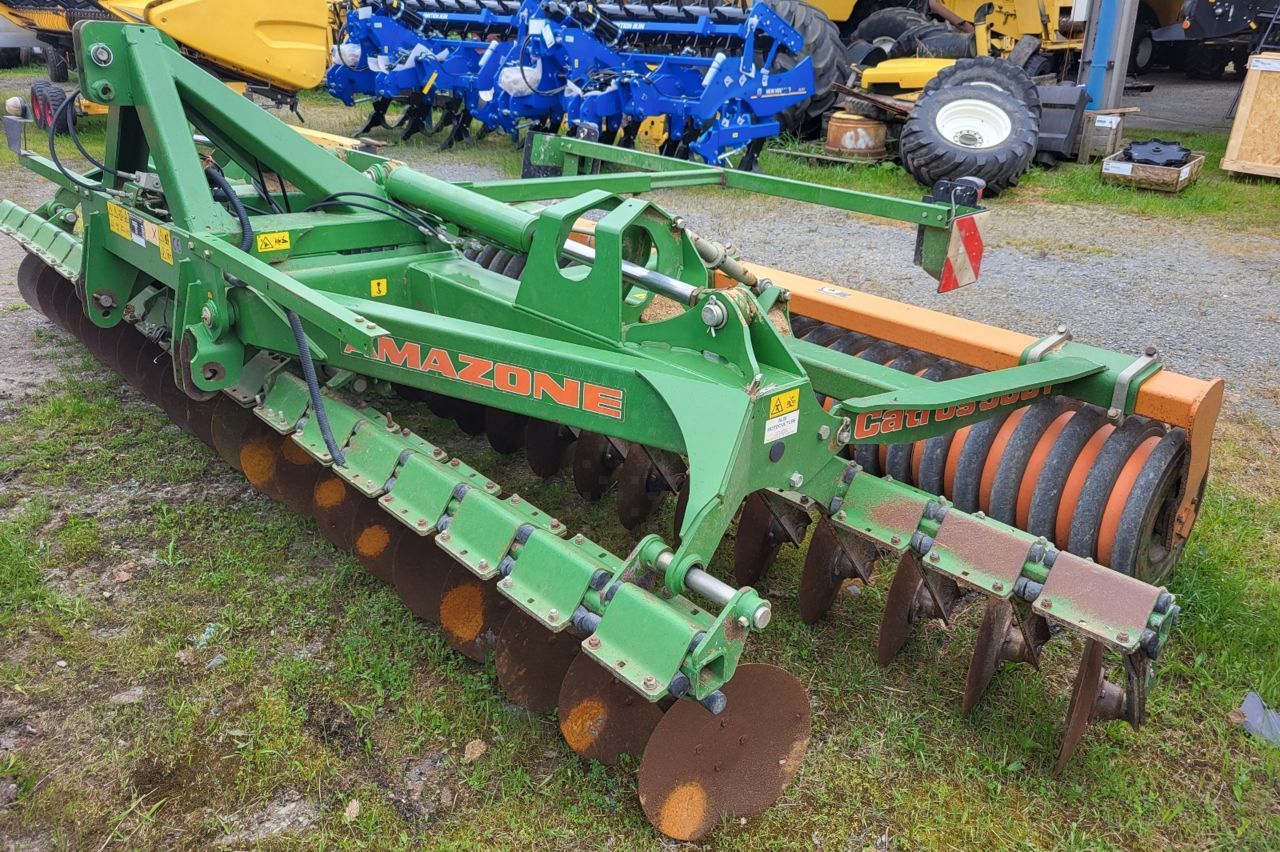 E-FARM: Amazone catros 5001 - Cultivator - id FQQHWRY - €17,500 - Year of construction: 2007 - France