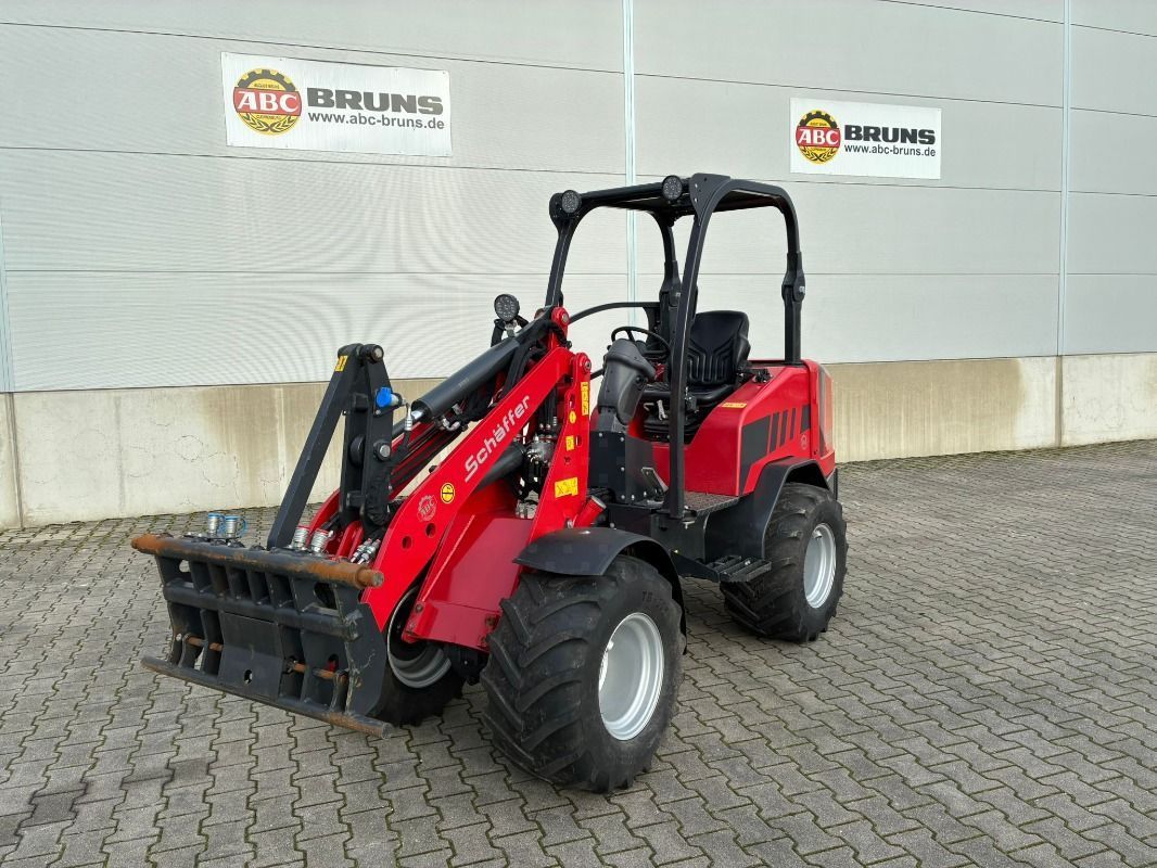 Schäffer 3630 Mini rakodó 35 000 EUR