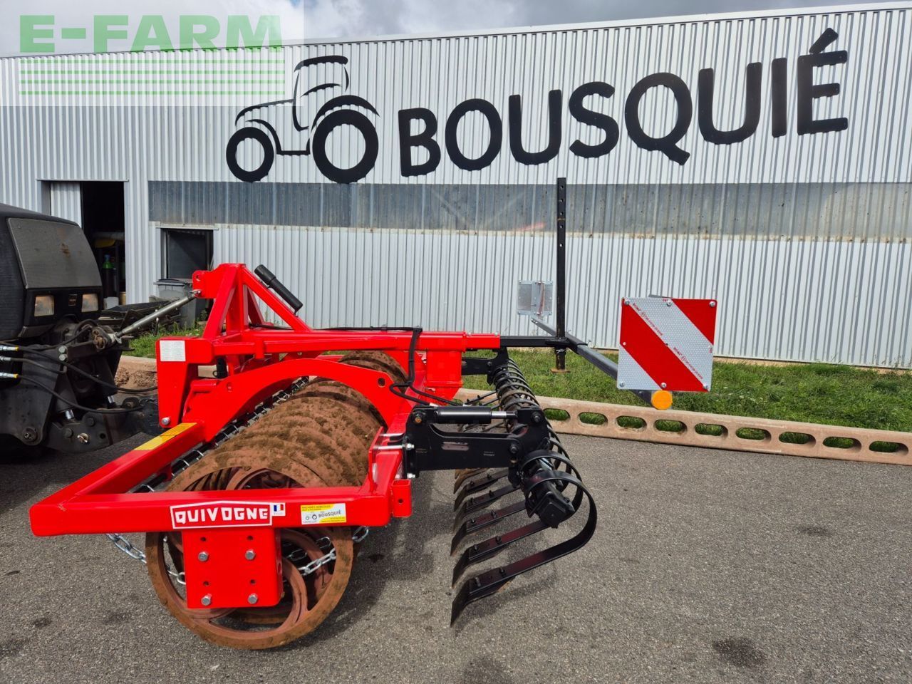 E-FARM: Quivogne rta 300 - Prések és hengerek - id T3KUUXW - 8000 EUR - Gyártási év: 2023 - Franciaország
