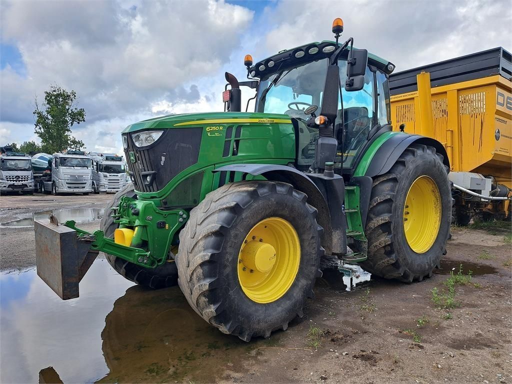 John Deere 6250R Tractor €105,000