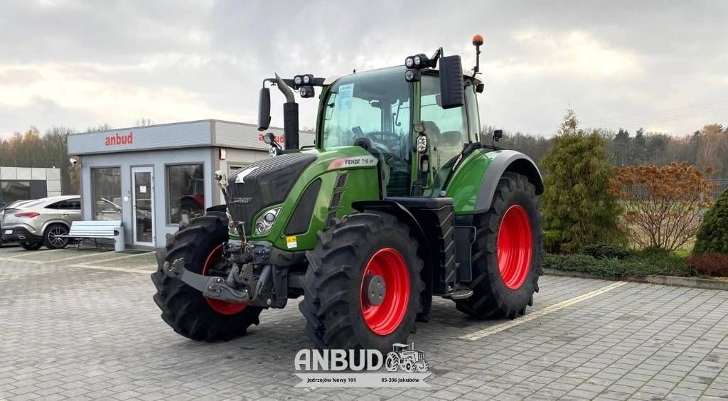 Fendt 716 Vario Tracteur 101 500 €