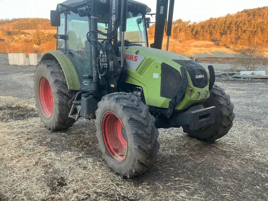 Claas Axos 320 CX Traktor 28 000 €