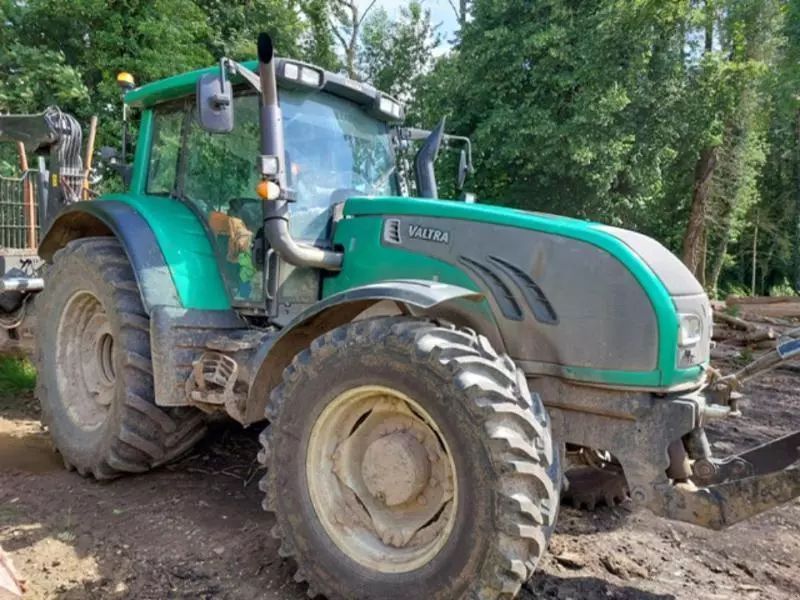 Valtra t162 Traktor 42.000 €