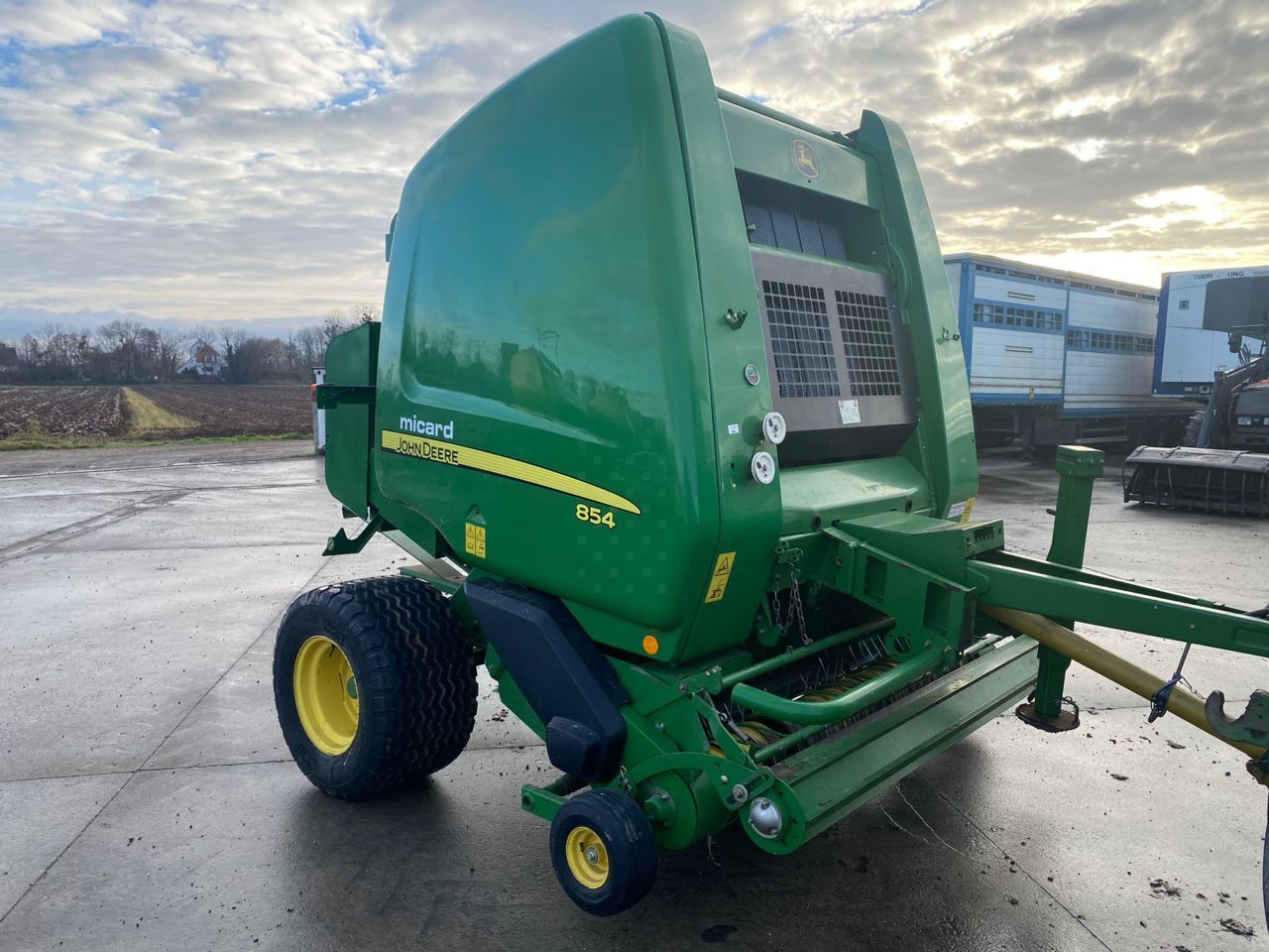 John Deere 854 Baler €15,000