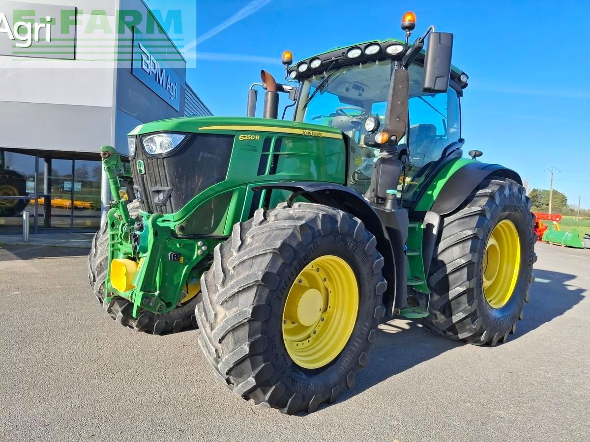 John Deere 6250 R Tractor €119,000